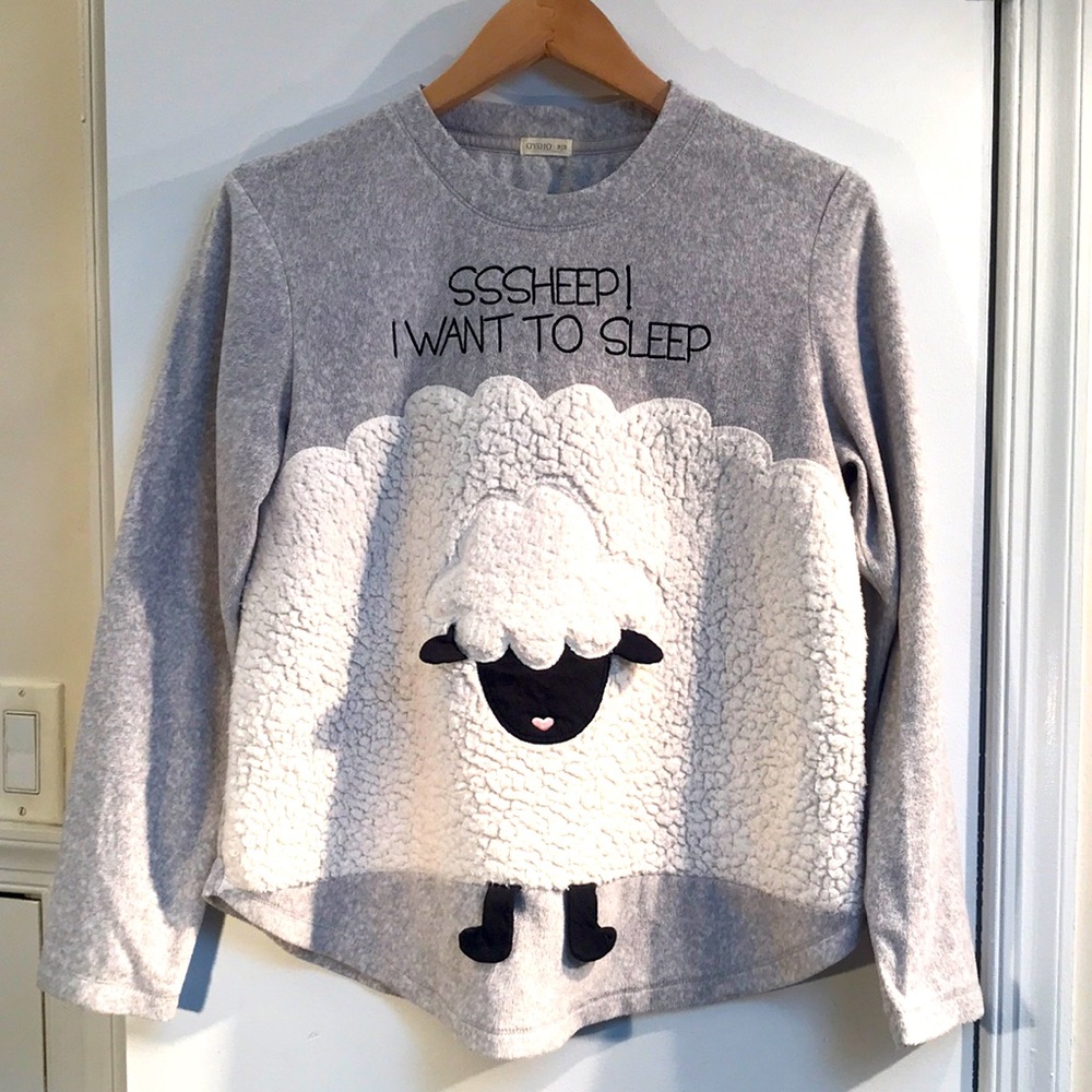 OYSHO Sheep 🐑 I want to sleep lounge top. Spanish brand owned by Zara. Sz M. 🐑